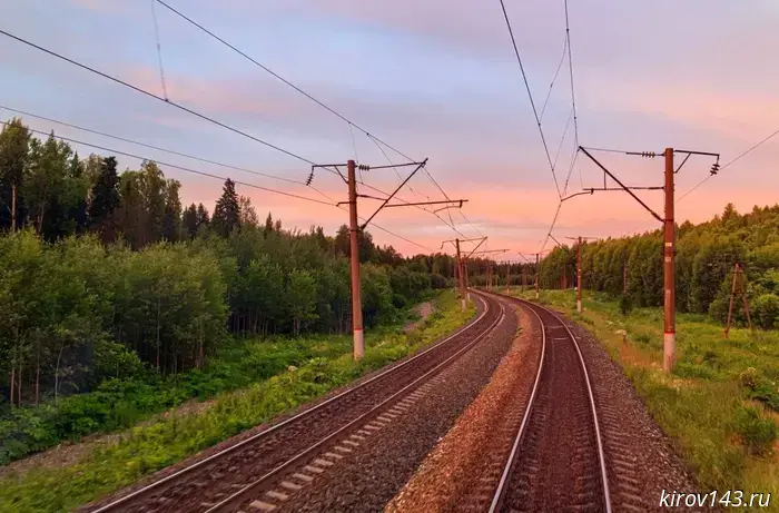 На Горьковской железной дороге проложено свыше 120 километров «бархатного» полотна.