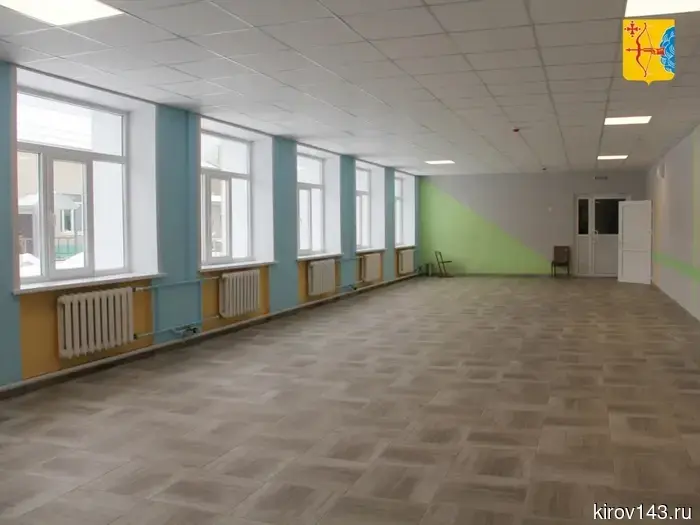 В Котельничском районе завершили капитальный ремонт школы в Спицыне.