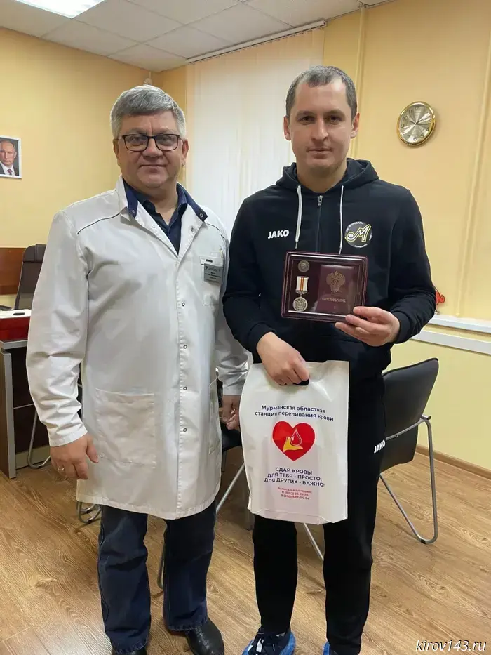 A Murmansk hockey player became a bone marrow donor in Kirov.