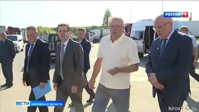 Губернатор Александр Соколов и депутат Борис Веснин посетили церемонию открытия завода по производству сжиженного газа в Слободском районе.
