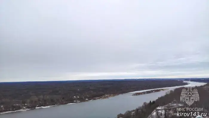 8 rivers cleared of ice in Kirov region