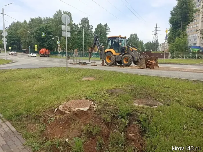 An accident on the water supply is being eliminated on Dzerzhinsky.