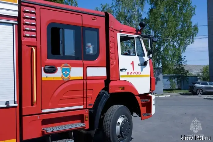 На проспекте Мира в Кирово-Чепецке произошел пожар мусора.
