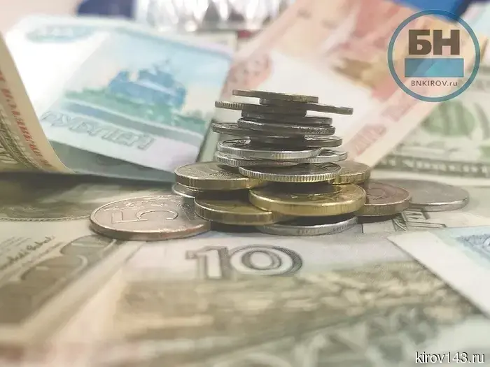 Жители Кировской области стали брать более крупные кредиты наличными