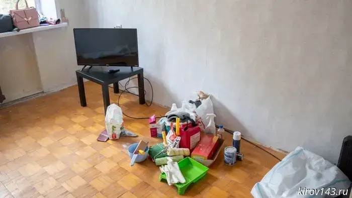Teachers were provided with apartments near the airport.