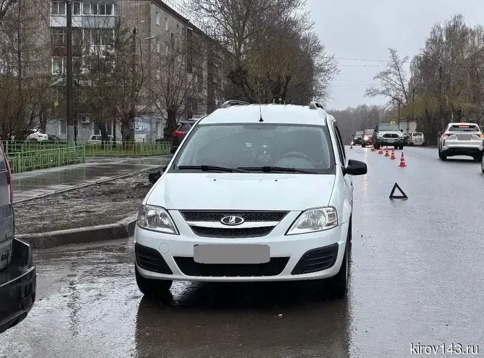 В Кирове мужчина сбил 62-летнюю женщину.