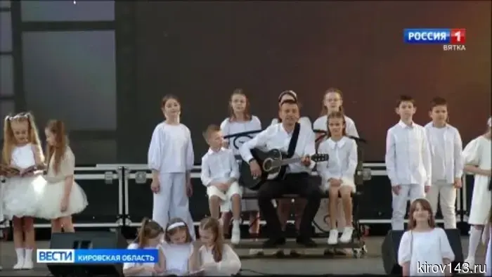На Театральной площади состоялся фестиваль «Мир возможностей»