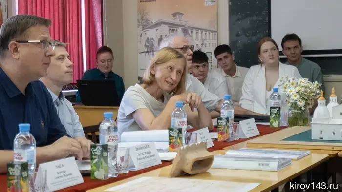 Диплом как стартап: студенты-строители ВятГУ представили проекты реконструкции Вятской кунсткамеры и древнего храма