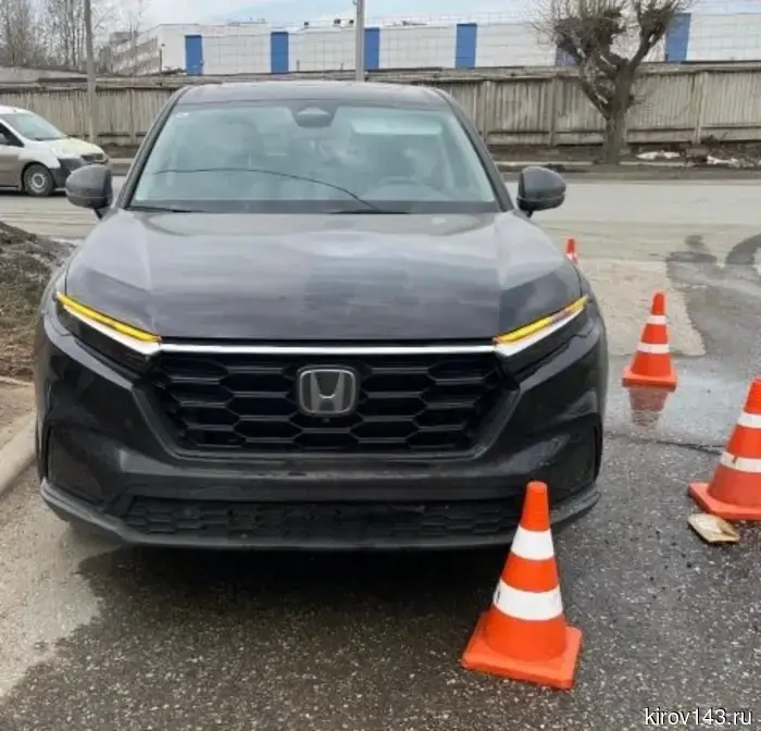 В Кирове велосипедист получил травмы в результате столкновения с японским автомобилем.