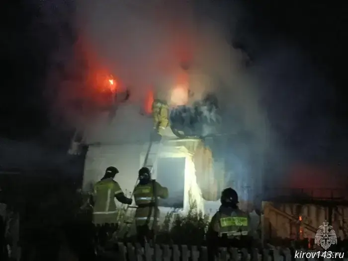 Yesterday three houses burned in the Kirov region.
