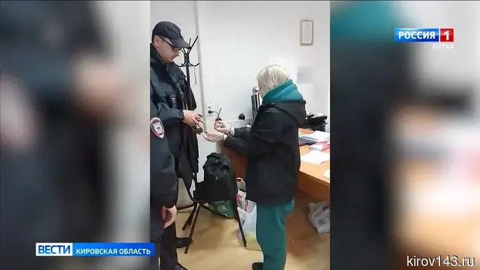 В Кирово-Чепецке женщина из местных жителей обвиняется в покушении на убийство своего знакомого.