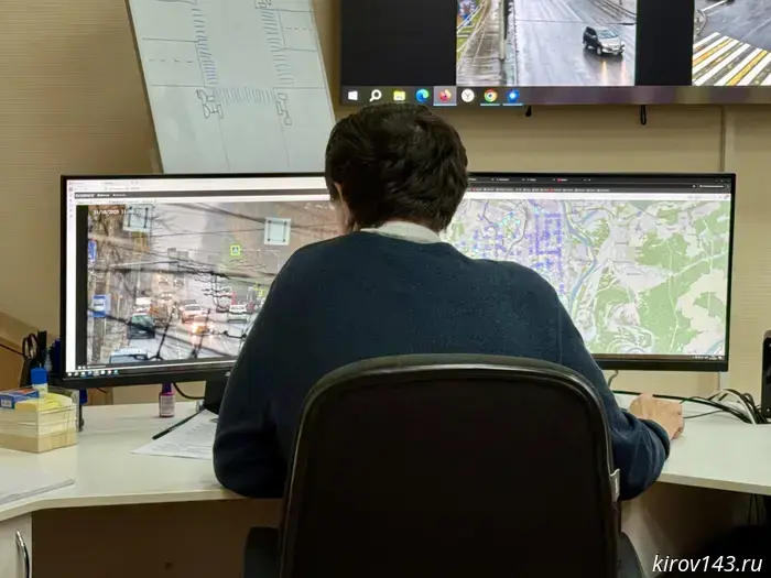 In Kirov, they continue to fight traffic jams.