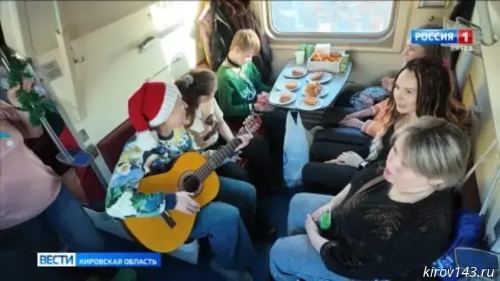 В Кировской области курсирует сказочный ретропоезд