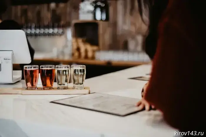 Starting August 31, the state fee for "alcohol" licenses will increase.