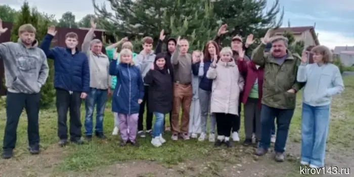 В поселке Садаковском планируют благоустроить сквер и дорогу.