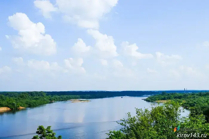 During the flood, Rospotrebnadzor checked more than 180 water samples in the Kirov region.