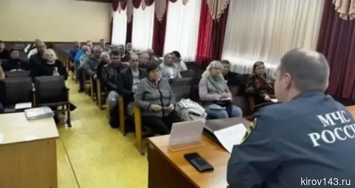 В преддверии сезона садоводам Кировской области напомнили о необходимости соблюдения мер пожарной безопасности.