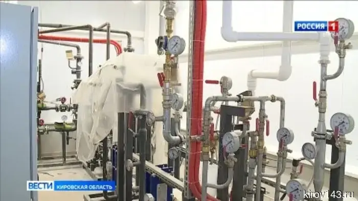 Строительство крытого катка в Радужном близится к завершению.