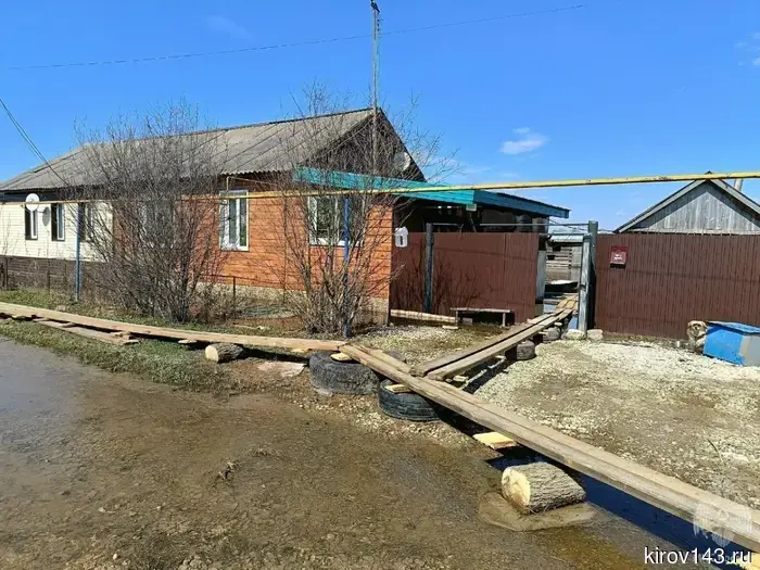 In the Kirov region, 100 adjacent territories are still flooded.