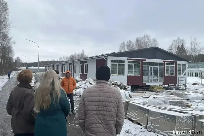 At "Berezka," the progress of construction is being assessed: two new buildings and a renovated cafeteria are being prepared for summer.