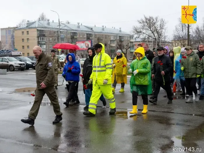 In Kirov, a cleanup event took place at the site of the future monument to the heroes of the Special Military Operation.