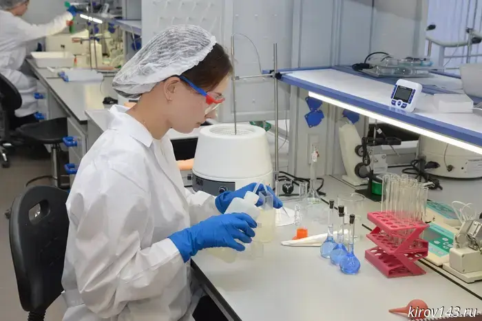 «Уралхим» и «Профессионалитет»: в ВАПК прошло открытие современных лабораторий.