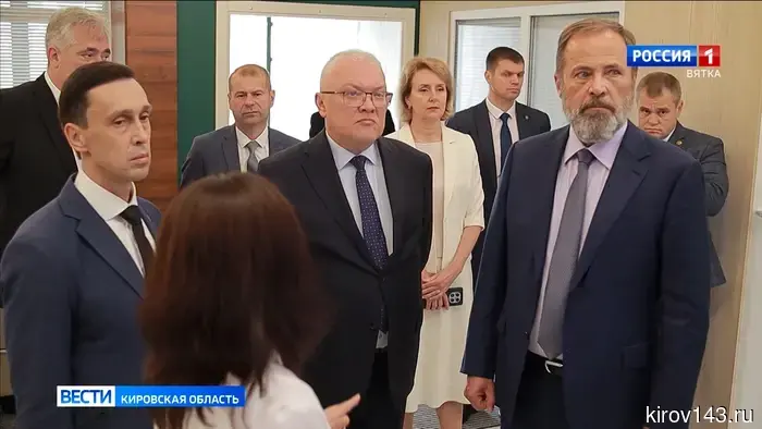 Полномочный представитель Президента РФ в Приволжском федеральном округе Игорь Комаров побывал в реабилитационном центре в Митино.