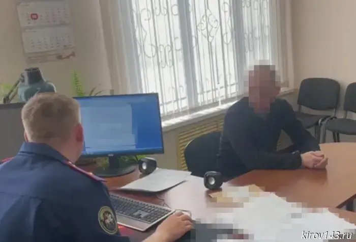 В Кирове был задержан работник железной дороги по подозрению в получении взятки.