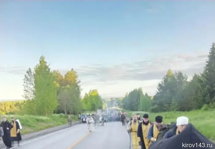 The pilgrims reached Velikoretsky.