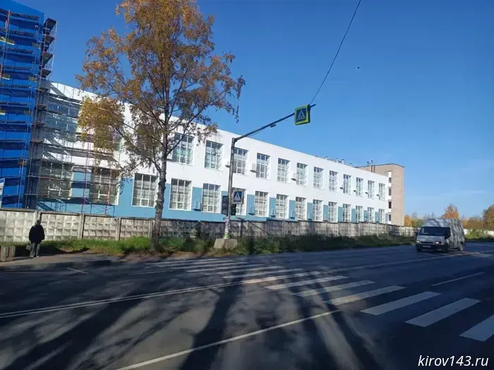 New traffic lights have been installed on Lenin Street in Kirovo-Chepetsk.