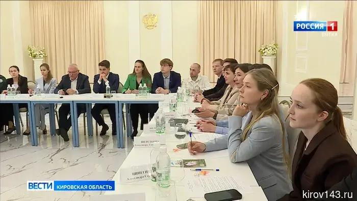 Александр Соколов поддержал идею молодежи создать «Школу активного горожанина»