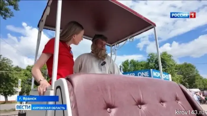 В Яранске прошёл ретро-фестиваль «Колёсная феерия»