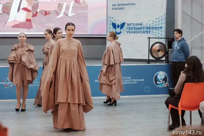 Научный стендап, организованный СНО ВятГУ, стал замечательным новогодним подарком для всех любителей интеллектуального шоу.